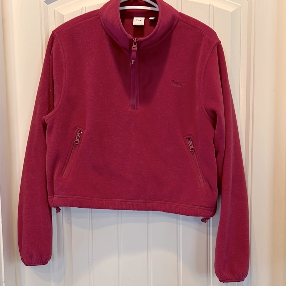 TNA 1/4 zip soft fleece size medium